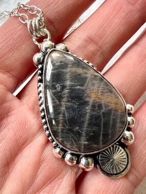 925 WOW OMG! Chocolate Flash Moonstone Stunning Pendant Necklace
